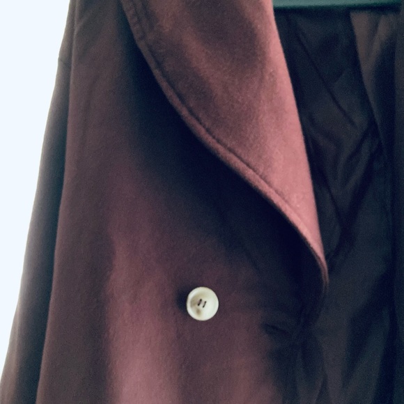 Wine Coat - Picture 4 of 5